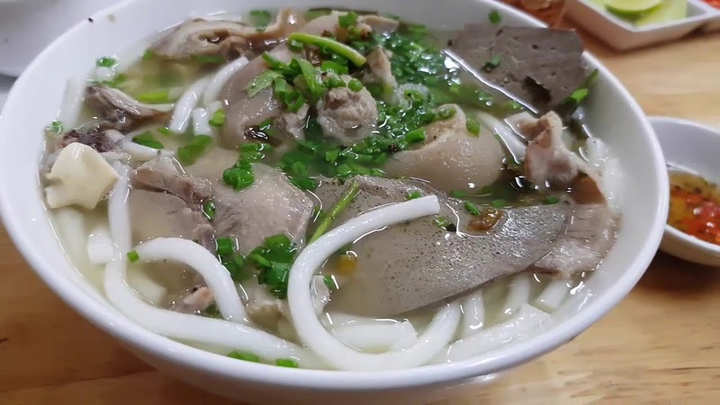 Đến Trà Vinh thưởng thức bánh canh Bến Có ngon nức tiếng hơn 20 năm 3