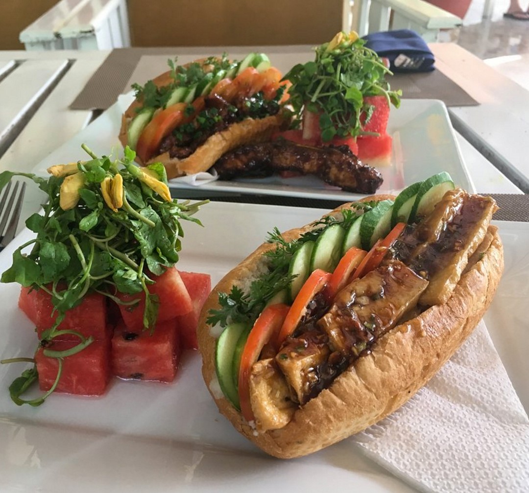 Mai Jo Refined Restaurant Phu Quoc - Không gian ấm cúng sang trọng ẩn mình trong con ngõ nhỏ 20
