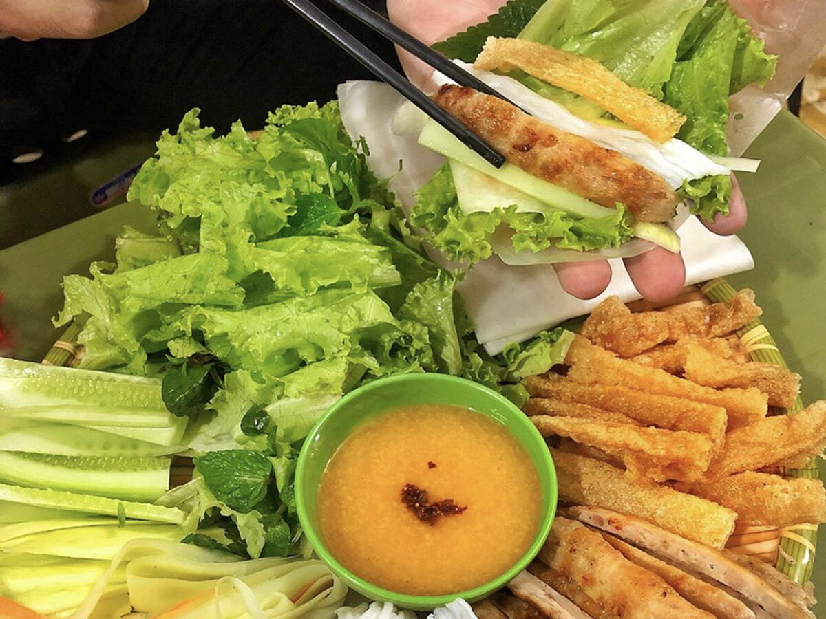 Nem Ninh Hòa - Quên sao đặng hương vị béo bùi của chiếc nem thịt nạc nơi xứ biển miền Trung hiền hòa 2